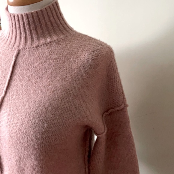 ONLY Turtleneck Sweater in Blush Pink, Size S - Picture 8 of 12